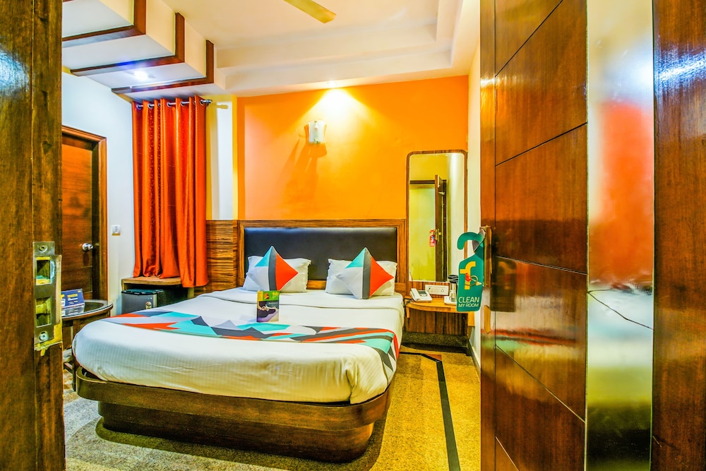 FabHotel Jaggi Palace Karol Bagh