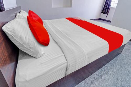 Hotel O Royal Residency