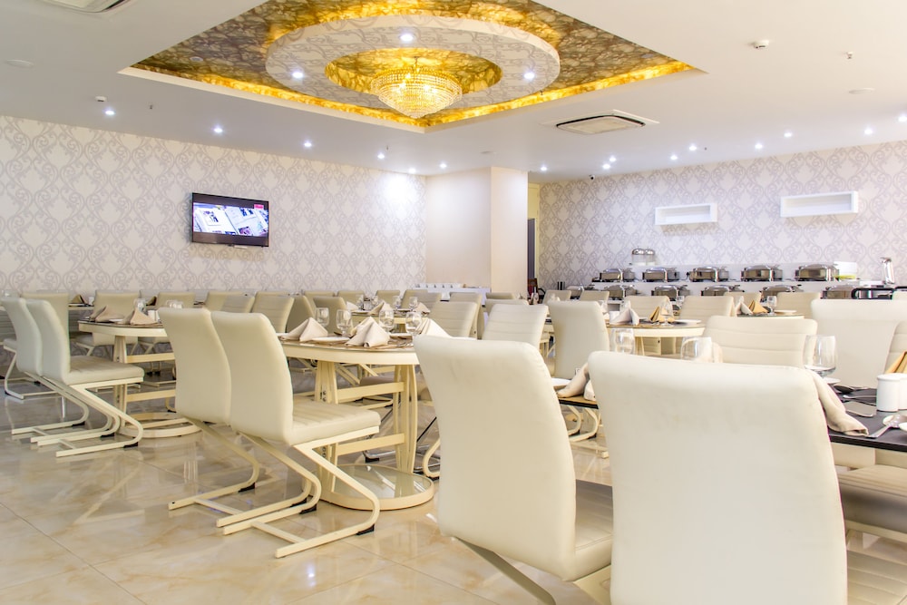 Hotel Diamond Pearl
