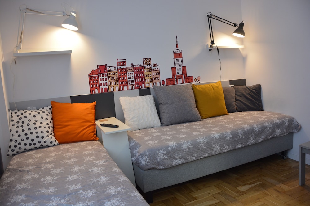 Labo Apartment Metro Plocka