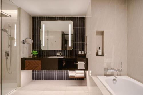 InterContinental Bangkok Sukhumvit by IHG