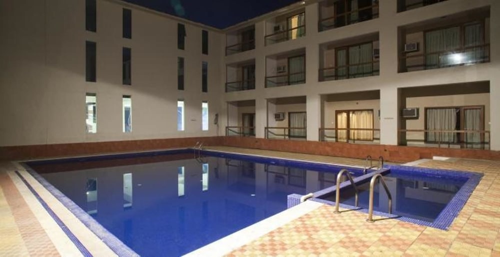 Kings Crown Beach Resort