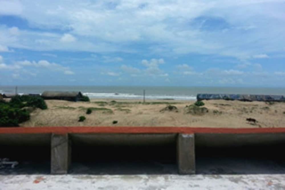 Kings Crown Beach Resort