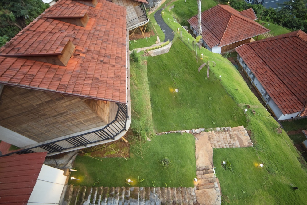 Dream Coconut Villa Resort