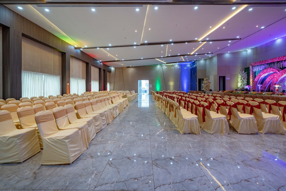 HYLIFE - luxury hotels and conventions