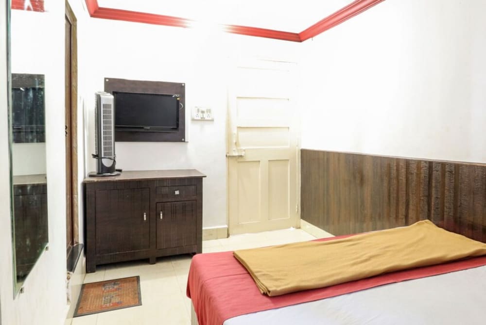 Hotel Mohan Palace, Dalhousie 