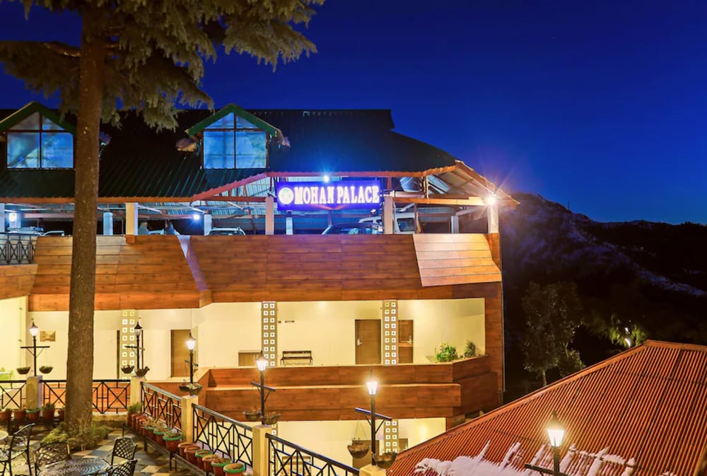 Hotel Mohan Palace, Dalhousie 