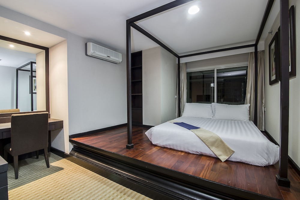The Narathiwas Hotel & Residence Sathorn Bangkok