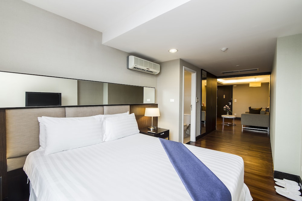 The Narathiwas Hotel & Residence Sathorn Bangkok