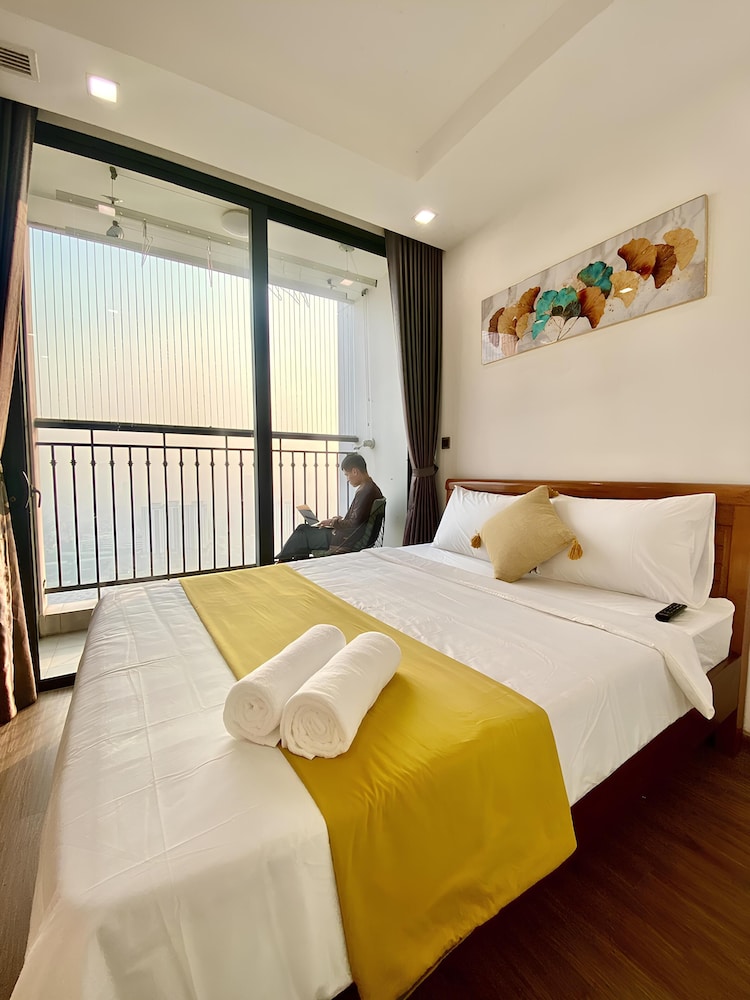 HKG-Vinhomes Green Bay Luxury-Private