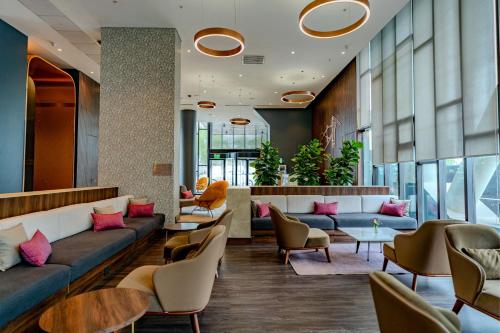 Courtyard by Marriott Santiago Airport