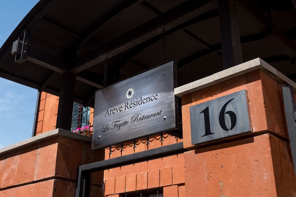 Arève Résidence Boutique Hotel