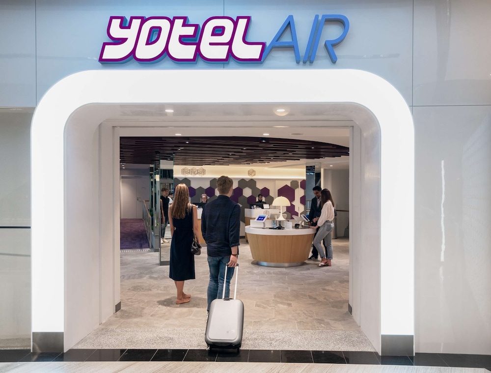 YOTELAIR Singapore Changi Airport