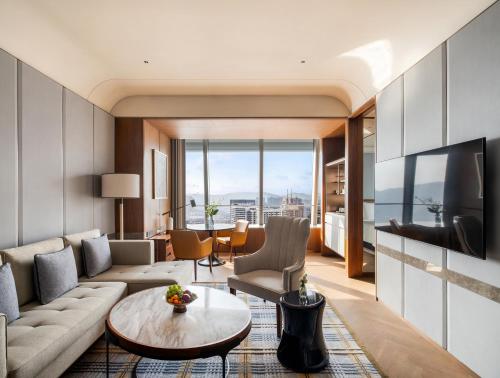 Four Seasons Hotel Dalian
