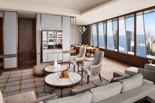 Four Seasons Hotel Dalian