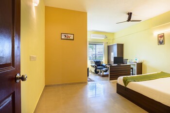 Itsy Hotels Vijaya Residency