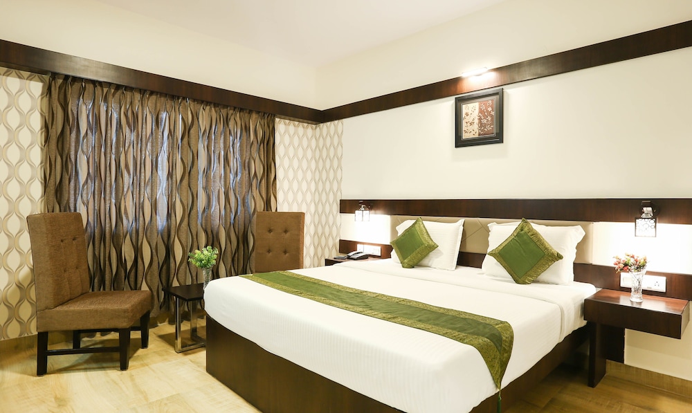 Treebo Premium Akshaya Mahal Inn
