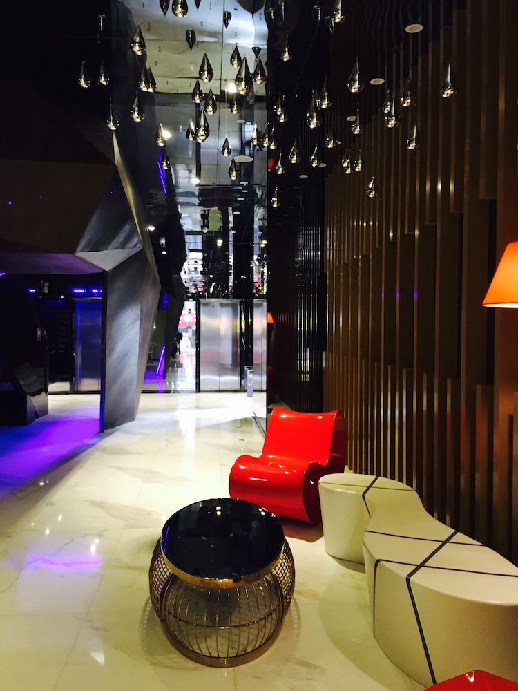 Paco Hotel Guangzhou Tiyu Xilu Metro Branch