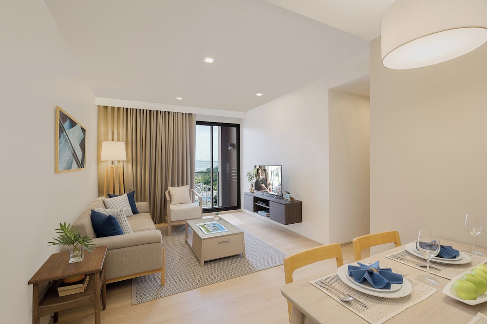 Somerset Harbourview Sri Racha
