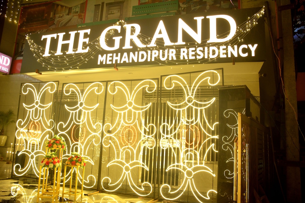 Hotel the grand mehandipur