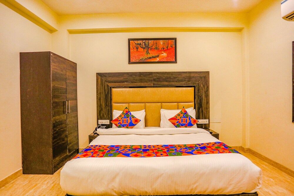 FabHotel The Kiara - Nr IGI Airport New Delhi