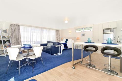 Coromandel Apartments Ltd