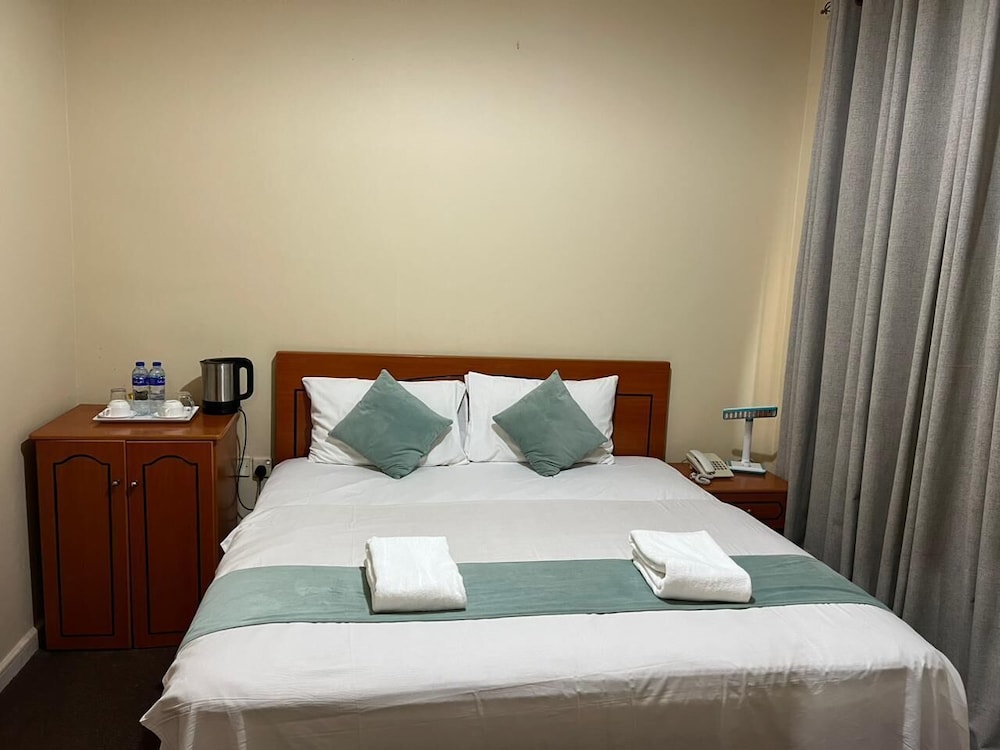 Al Jazeerah Hotel