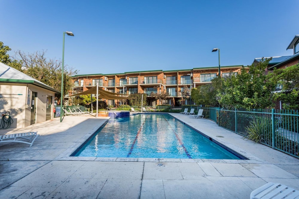 Perth Ascot Central Apartment Hotel