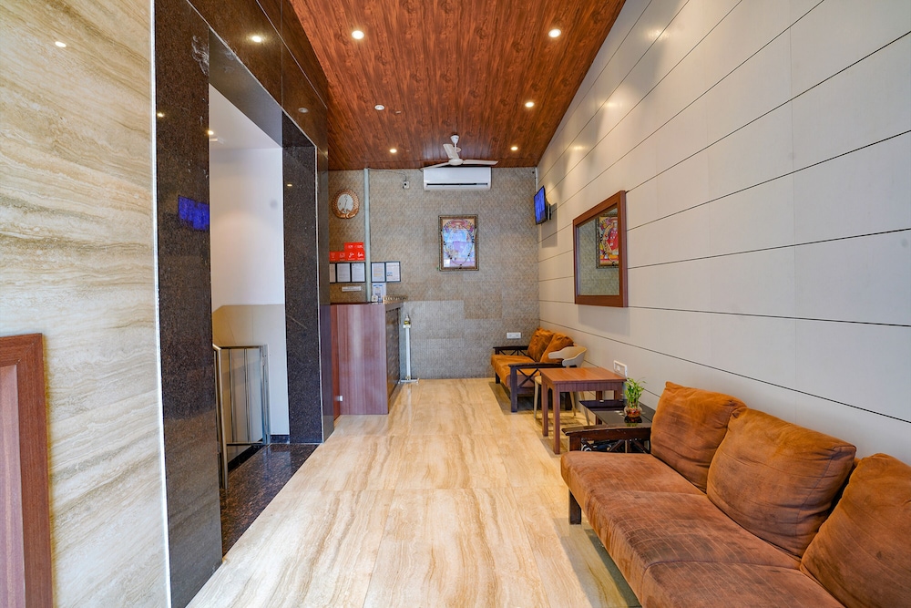 FabHotel Starwood Residency