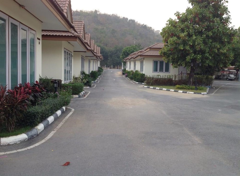Baandara Resort Saraburi