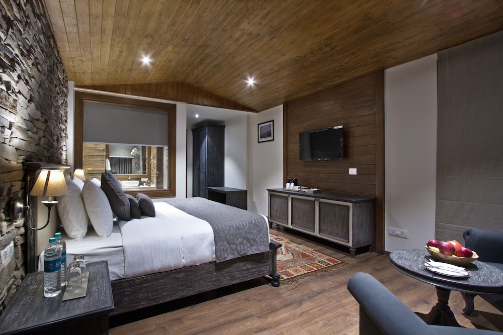 Sylvan Hues- Boutique Resort Manali