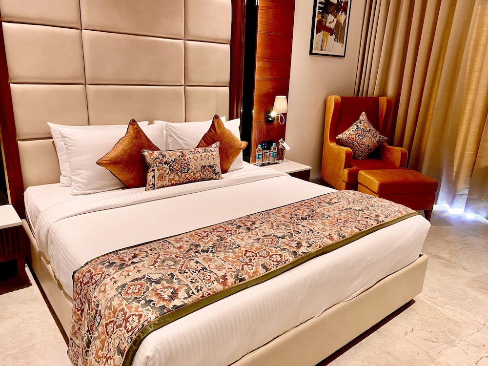  Regenta Place Chandigarh Mohali