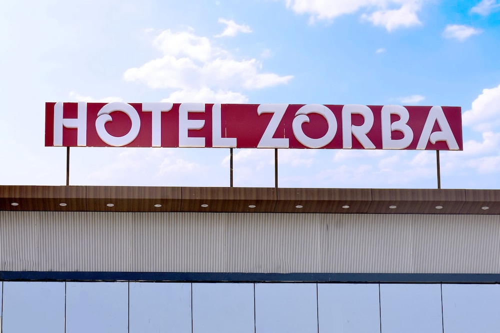 Hotel Zorba