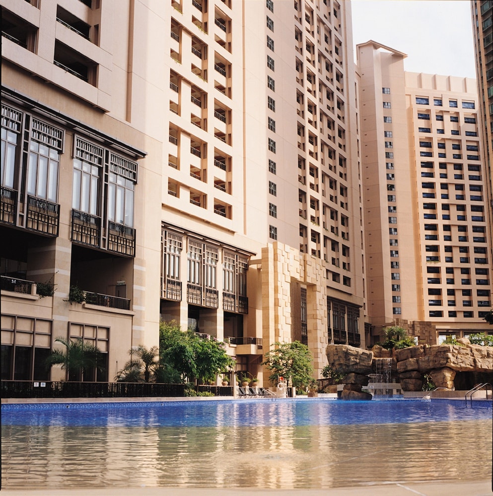 Rambler Oasis Hotel