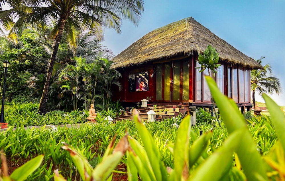 Blue Ocean The Fern Resort & Spa Ganpatipule