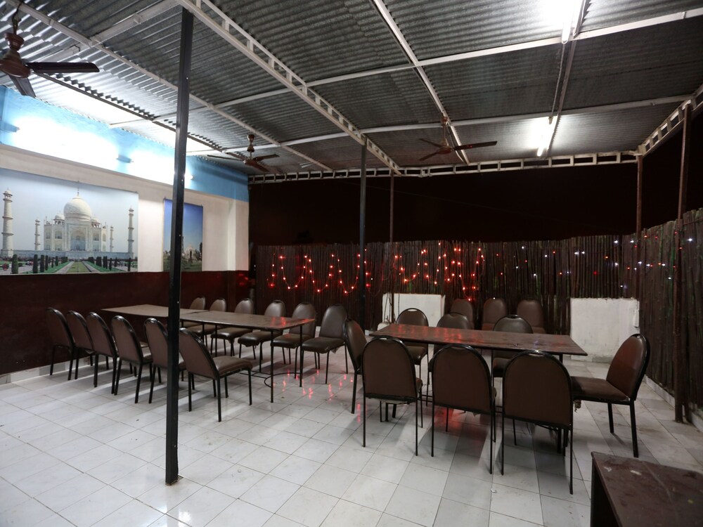 Hotel Orchid Garden