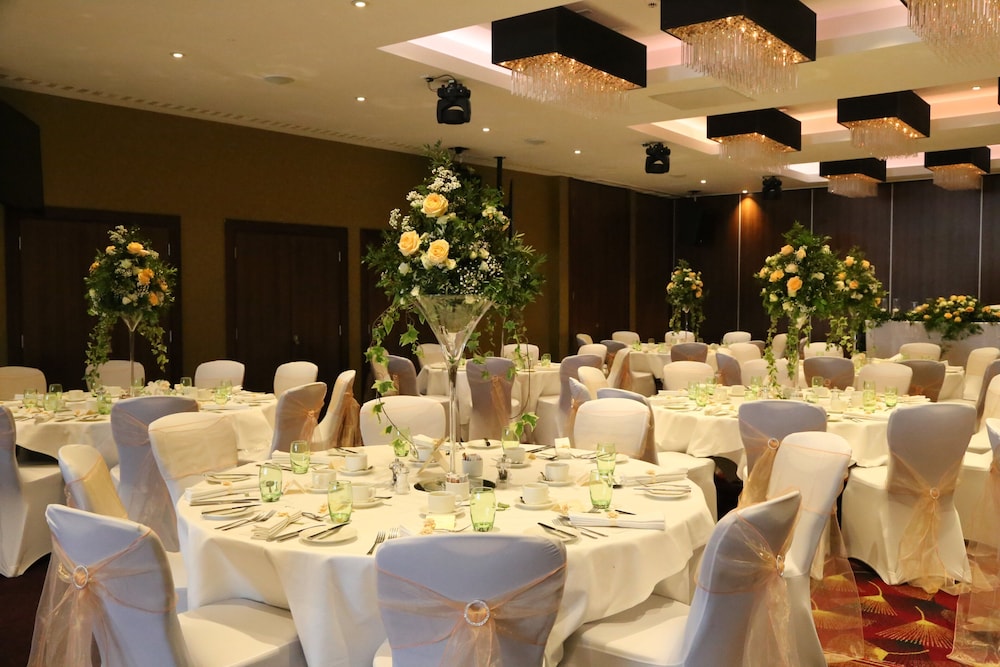 Holiday Inn London - Kensington High St. by IHG