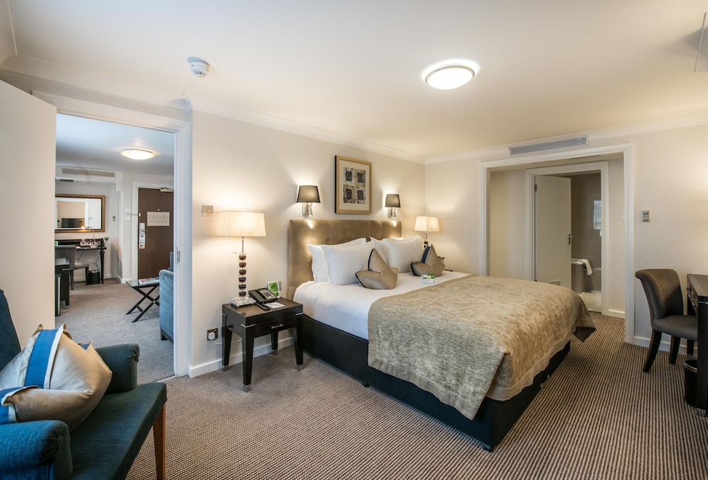 Holiday Inn London - Kensington High St. by IHG