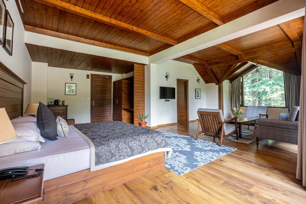 Baikunth Manali By Leisure Hotels (650 m from Hidimba Devi Temple)
