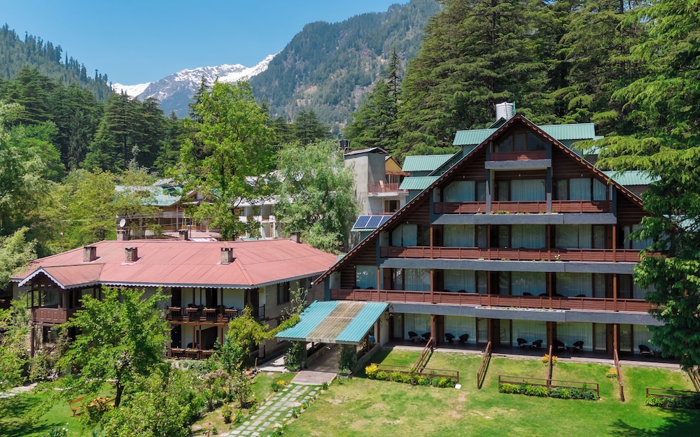 Baikunth Manali By Leisure Hotels (650 m from Hidimba Devi Temple)
