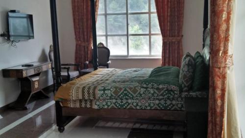 Arcadian Peridot