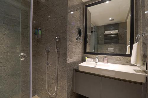 AIR by Ahuja Residences