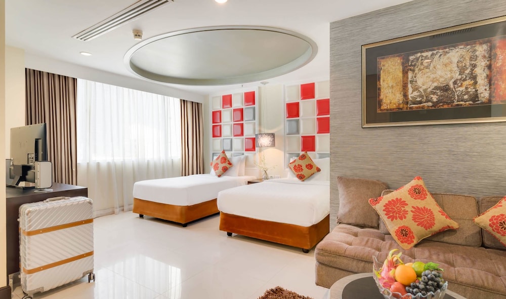 FuramaXclusive Asoke Hotel
