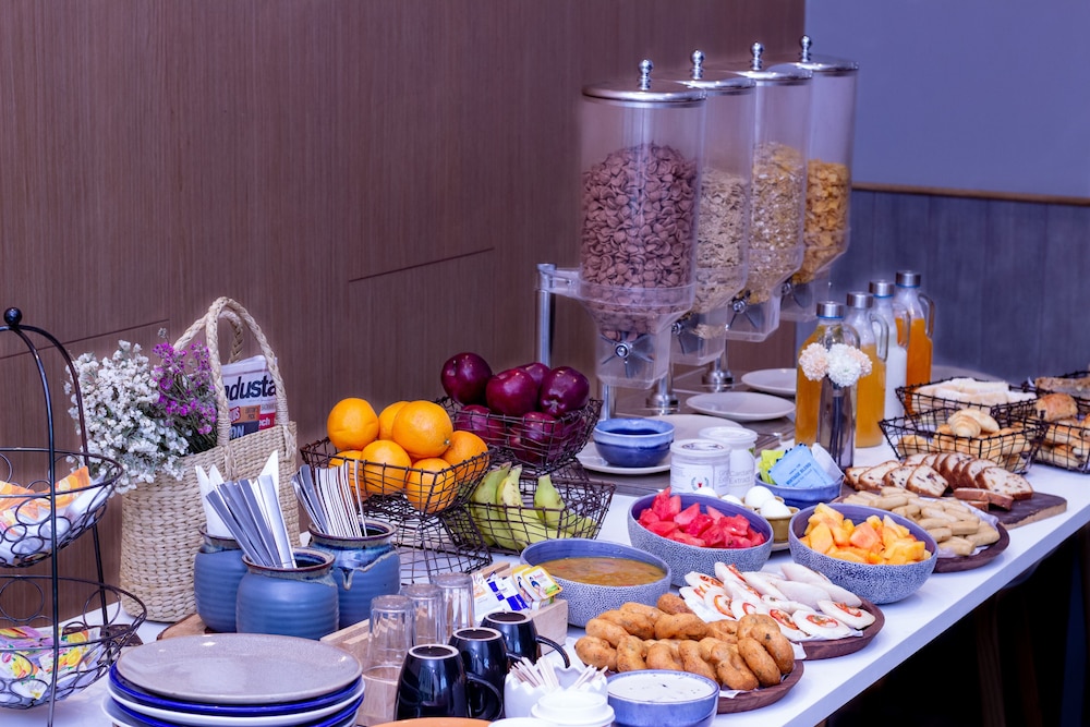 Holiday Inn Express Ahmdabad Prahlad Nagar, an IHG Hotel