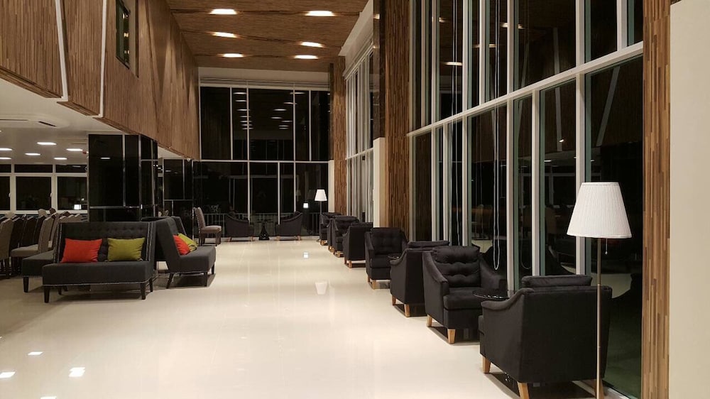 Chaisaeng Villa Hotel