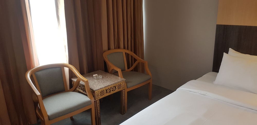 Ariston Hotel