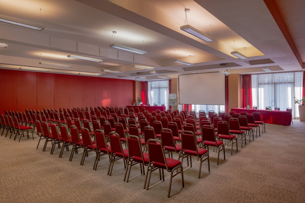 UNAHOTELS Expo Fiera Milano (Ex - Atahotel Expo Fiera)