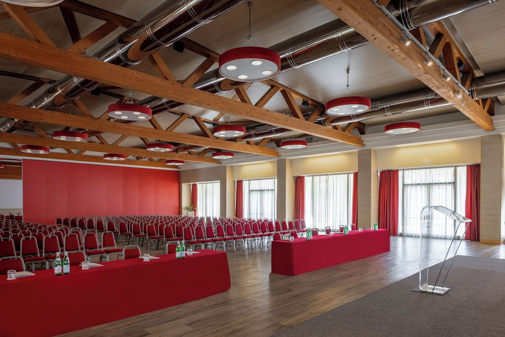 UNAHOTELS Expo Fiera Milano (Ex - Atahotel Expo Fiera)