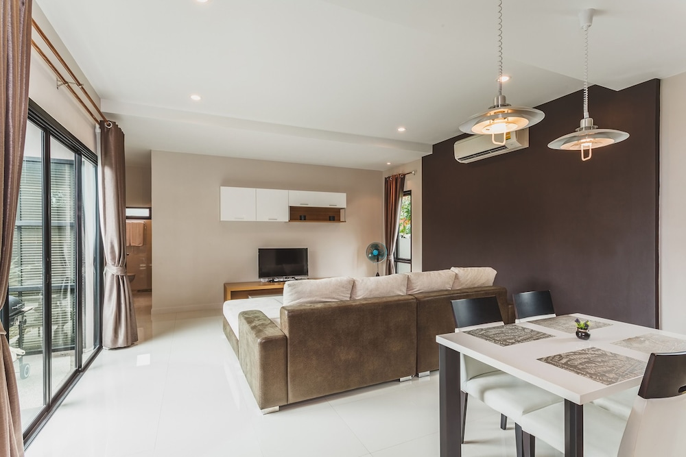 Two Bedroom Pool Villa in Bangtao