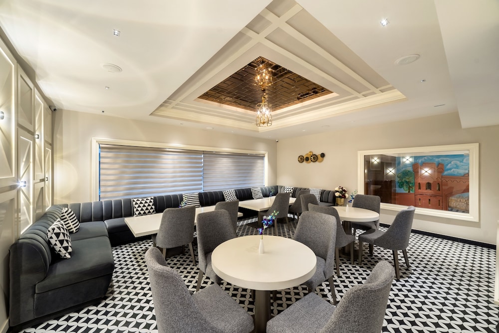 Country Inn Hall of Heritage, Amritsar ( 10 Min to Golden Temple)